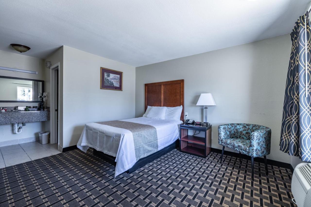 Travelodge By Wyndham Jackson I-40 Exit 82 Εξωτερικό φωτογραφία